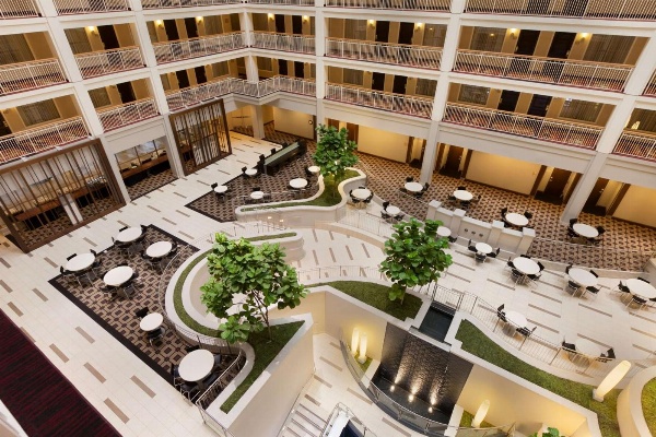 Embassy Suites By Hilton Hotel Chicago Downtown image 5